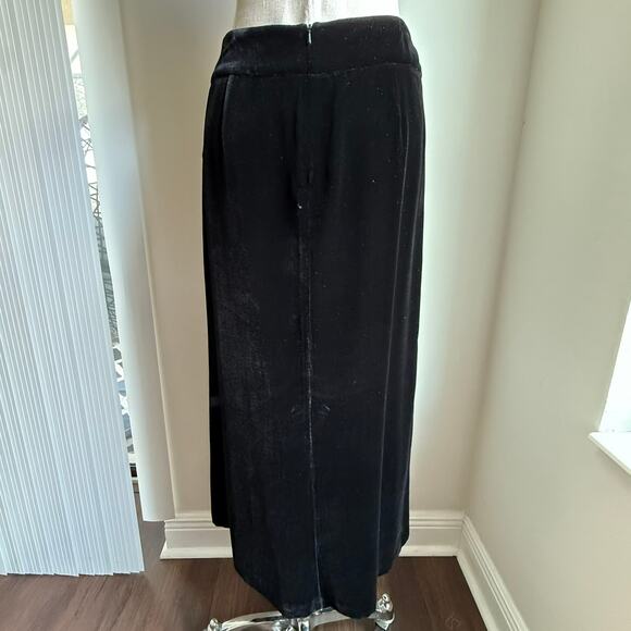Barry Bricken Black Velvet Maxi Skirt Size 6 – Viscose Silk Blend - Picture 4 of 7